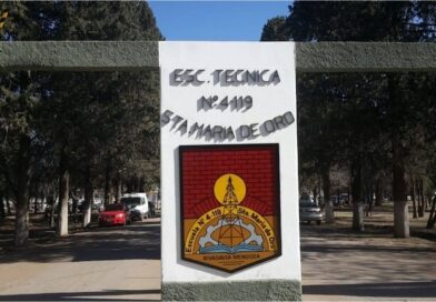 Escándalo en Mendoza: detuvieron a un docente de informática acusado de haberle sacado fotos a sus alumnas